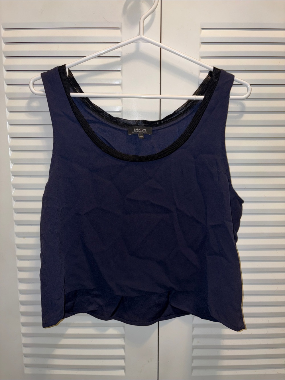 Babaton Dark Navy Scoop Neck Crop Tank